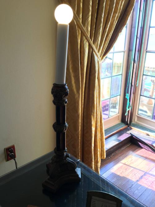 Candle Form Lamp