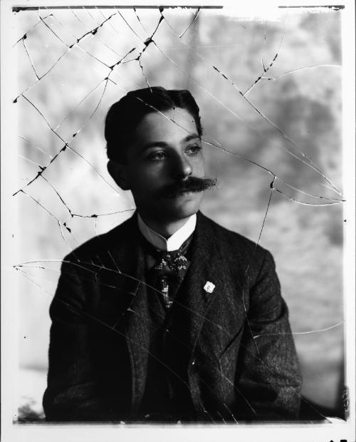 Portrait of Thad Bauer