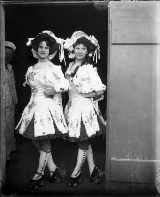 Dunn Eden sisters