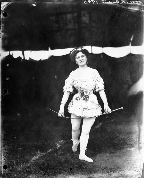 Ella Bradna
