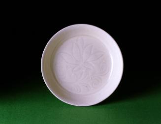 Dish with incised lotus design