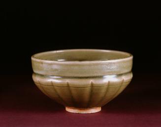 Lobed bowl