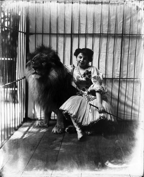 Mme Scheel with Lions