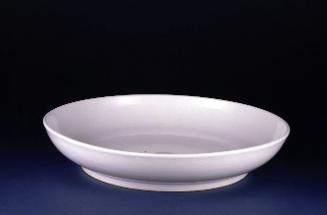 Dish with Tianbai glaze
