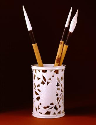 Brush Pot with Openwork Floral Design