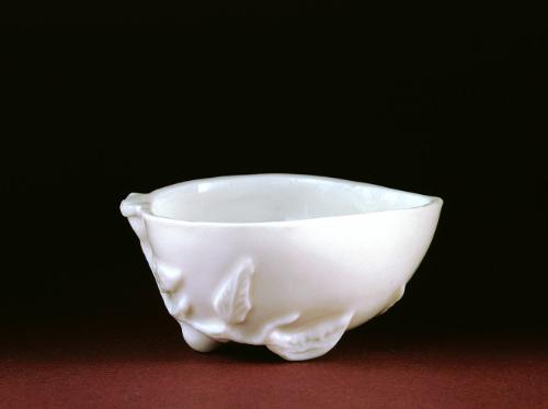 Peach water pot