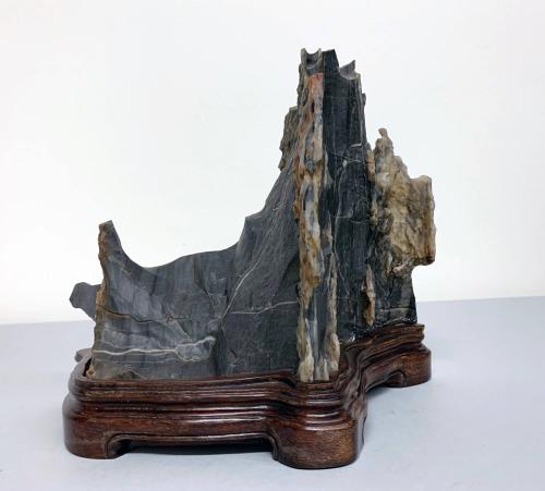 Lingbi Stone