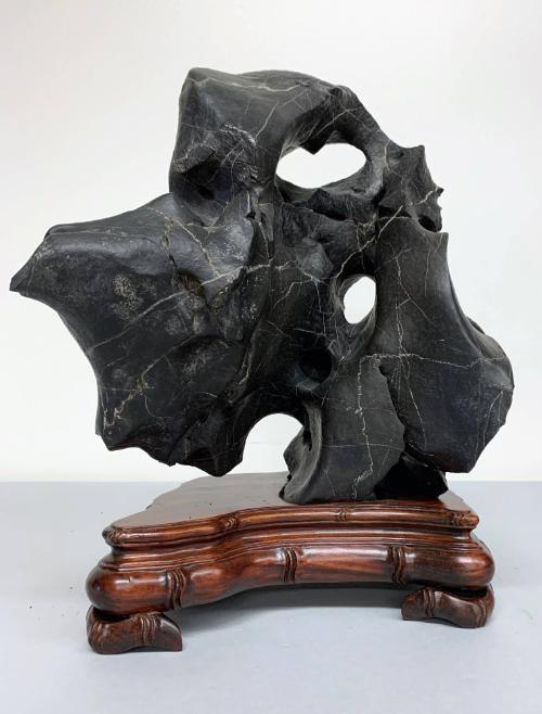 Black Lingbi Stone with White Veining