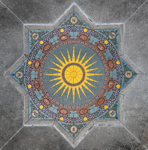 High Res image of Zodiac in front of Ca'd'Zan