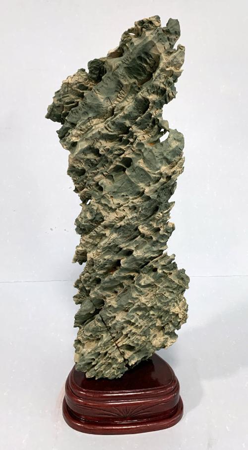 Nine Dragon River Stone