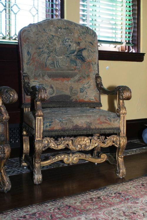 Louis XIV Giltwood Fauteuil