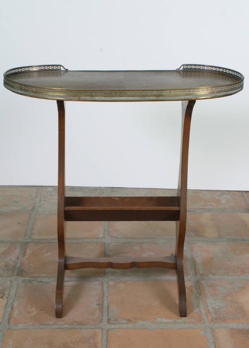 Oval Galleried Table