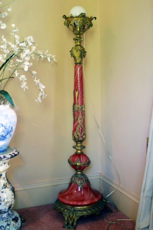 Venetian Standing light