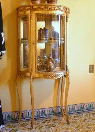 Louis XV Vitrine Cupboard