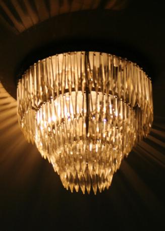 Four-tier Ceiling Mounted Fixture with Three Sockets