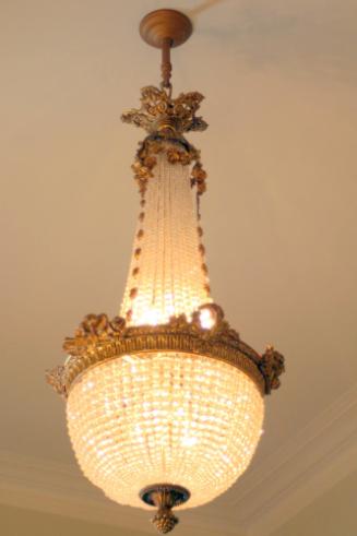 Chandelier with Six Sockets