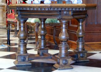 Octagonal Table