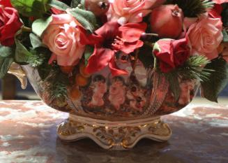 Oval Centerpiece