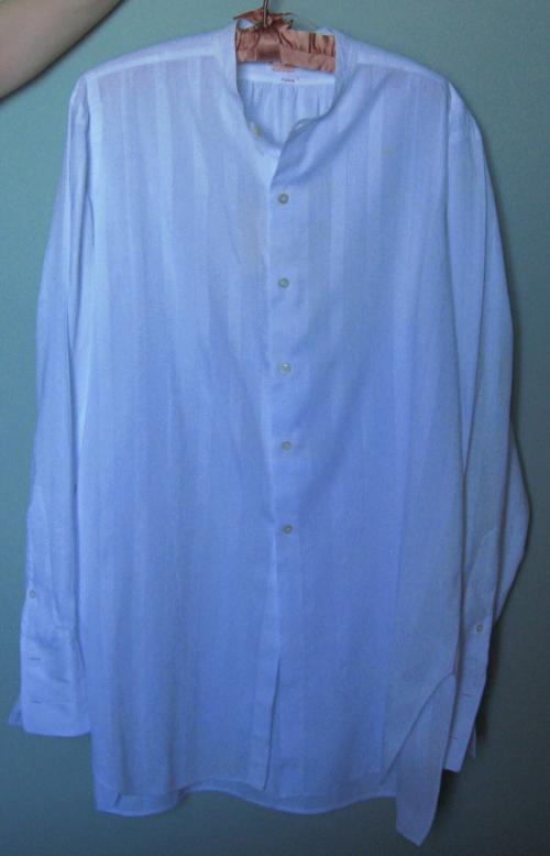 Vertical striped diamond pattern shirt