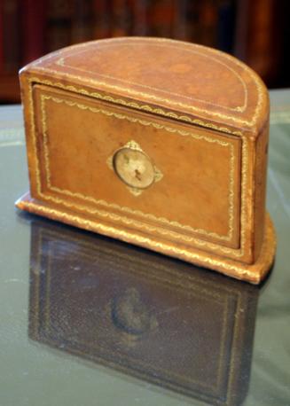 Stationary drawer
