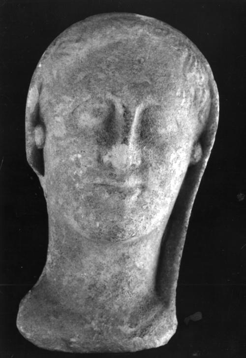 Head, female
