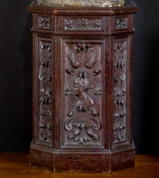 Hexagonal Pedestal with Profile Heads