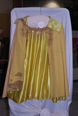 Cape worn by Kohl