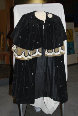 Cape from Mother Goose spec