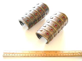 Pair of Bilizek (Bracelet)