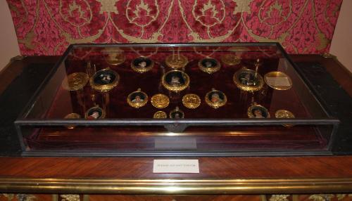 Display Case for Wax Portraits