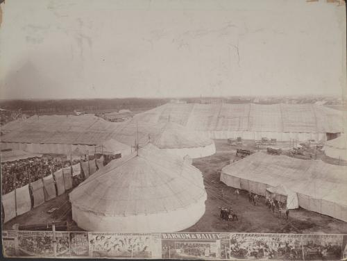 Barnum & Bailey: Lot Scene