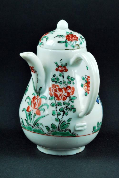 Sauce pot  and lid (with enamel decoration added in Holland)