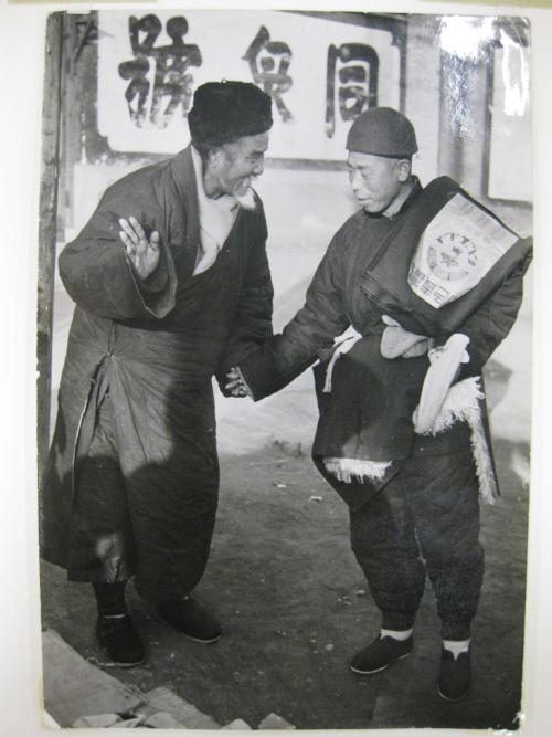 Street Trader Meeting a Friend