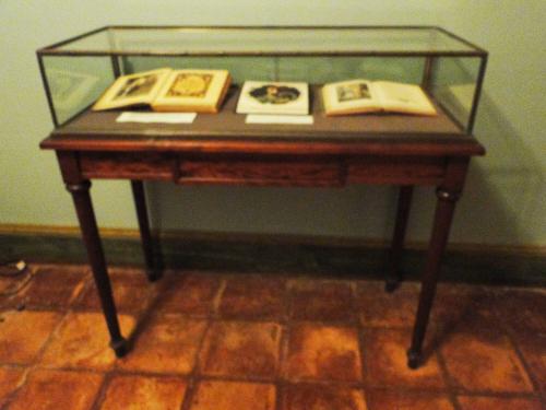 Display case