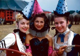 Mable Ringling, Donna Cameron and third female performer