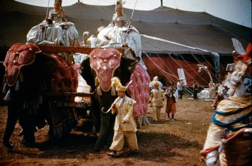1941 Old King Cole Spec, Howdas and Robes