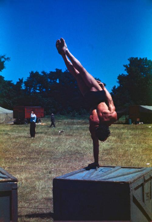Bernard Zenner doing an armstand