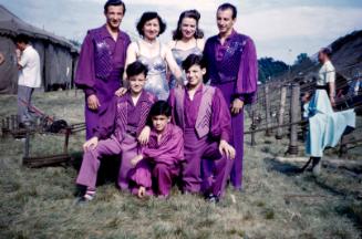 Gimmas Troupe