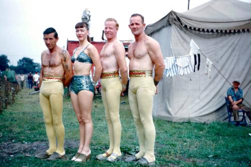 4 Performers